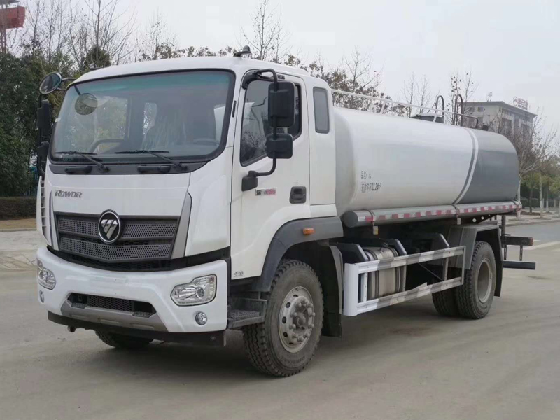 國(guó)六福田15噸瑞沃灑水車(chē)